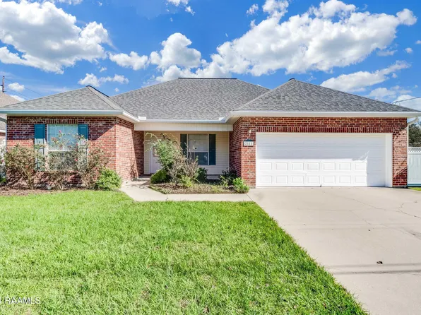 2111 Dustin Morgan Loop, Opelousas, LA 70570