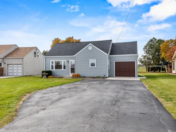 307 S Packer Dr, Manitowoc, WI 54220