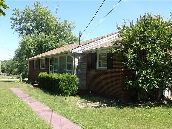 2nd image of 116 McNickle Dr