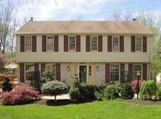 1530 Sequoia Dr, Pittsburgh, PA