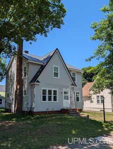 602 Chippewa St, Ontonagon, MI, 49953