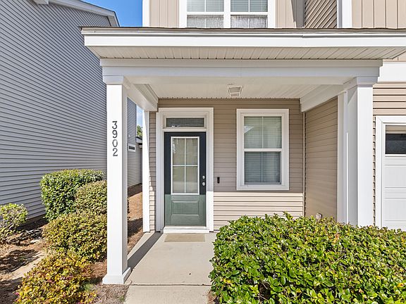 4th image of 3902 Poplar Grove Pl