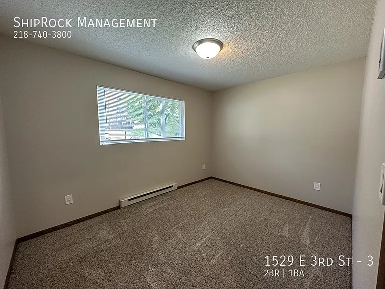 1529 E 3rd St #3 — Photo 13