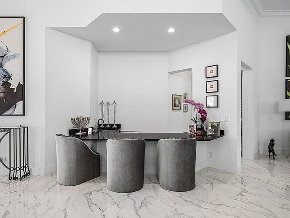 4th image of 6517 Somerset Circle