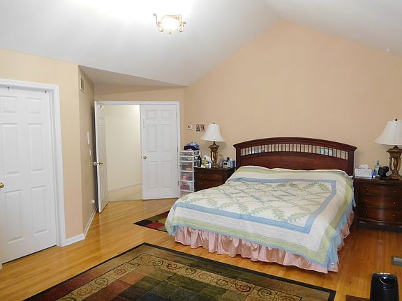 3rd image of 1608 McCormack Dr