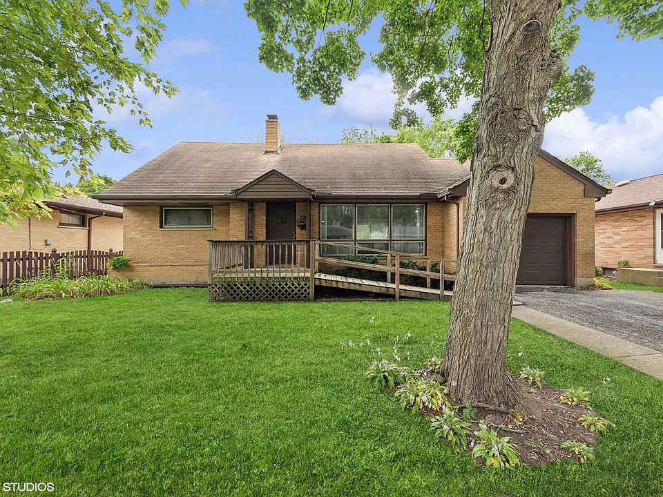 1st image of 361 Woodland Dr