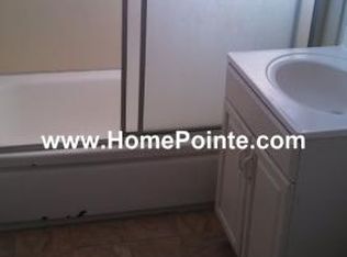 3904 42nd Ave APT D, Sacramento, CA 95824