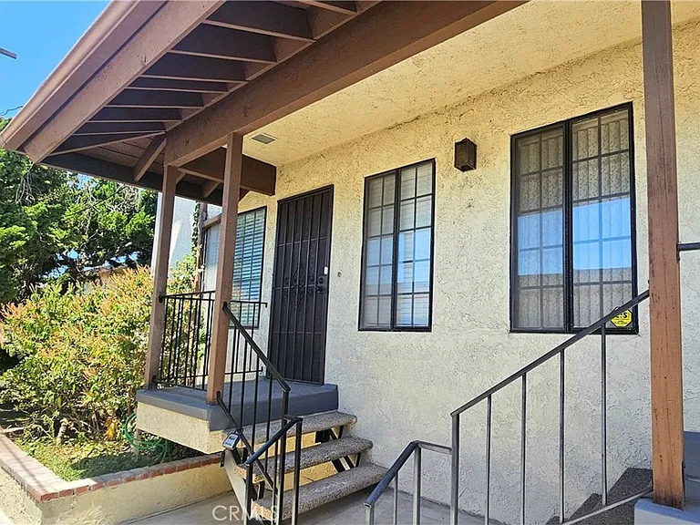 121 N Muscatel Ave — Photo 37