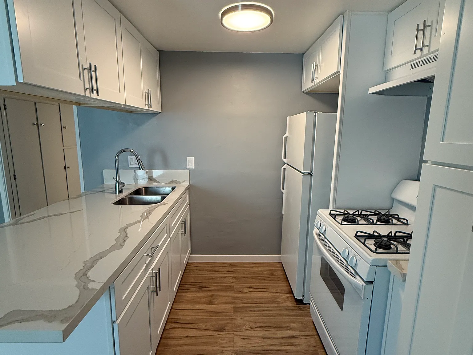 1 bed, 564 sqft, $2,050 — Photo 4