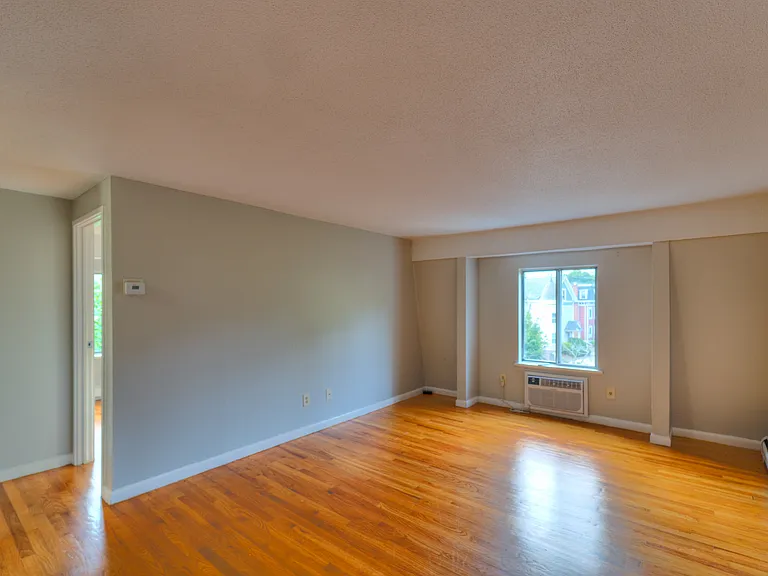 1263 Chapel St #C2 — Photo 10