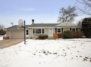 6210 Rainbow Dr NE, Fridley, MN 55432