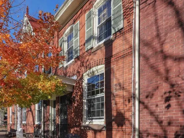 121 Mulberry St, Bristol, PA 19007