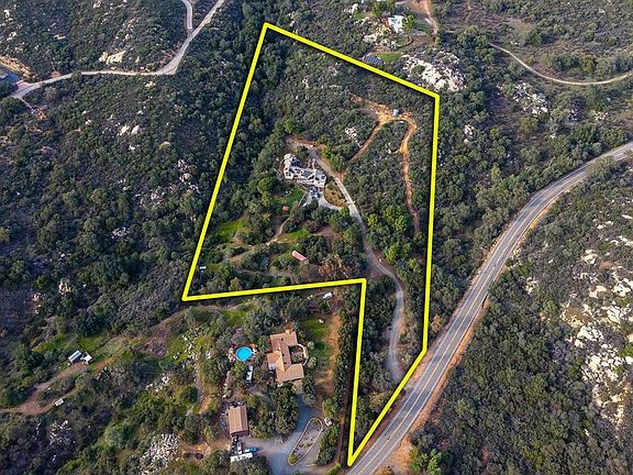 3rd image of 23002 Japatul Valley Rd