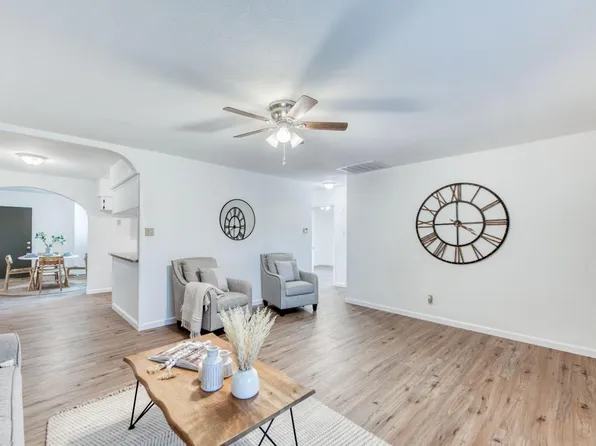 145 W Buckingham Way, Fresno, CA 93705