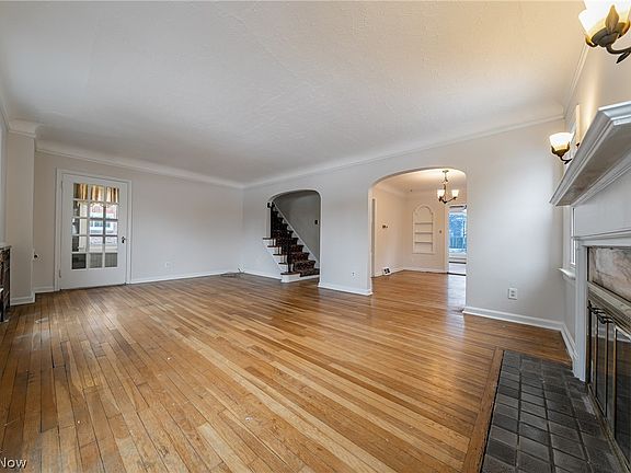 4th image of 2317 Canterbury Rd