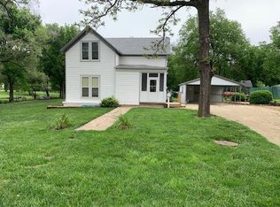 108 N 2nd Ave, Minneapolis, KS 67467