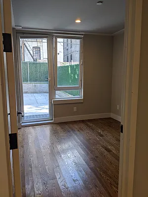 Rented by Lodger Corp | media 17