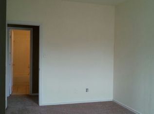 906 Elizabeth Dr, Lewisville, TX 75067