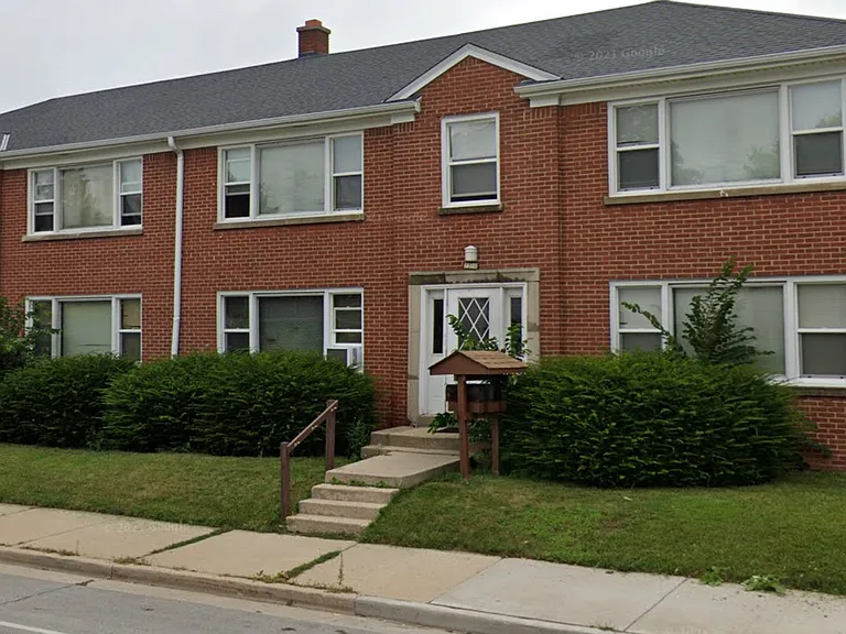 6713 W Bluemound Rd #53213-7300 — Photo 1