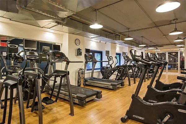 Rented by New York Realty | media 12
