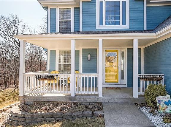 2nd image of 6108 N Bedford Ct
