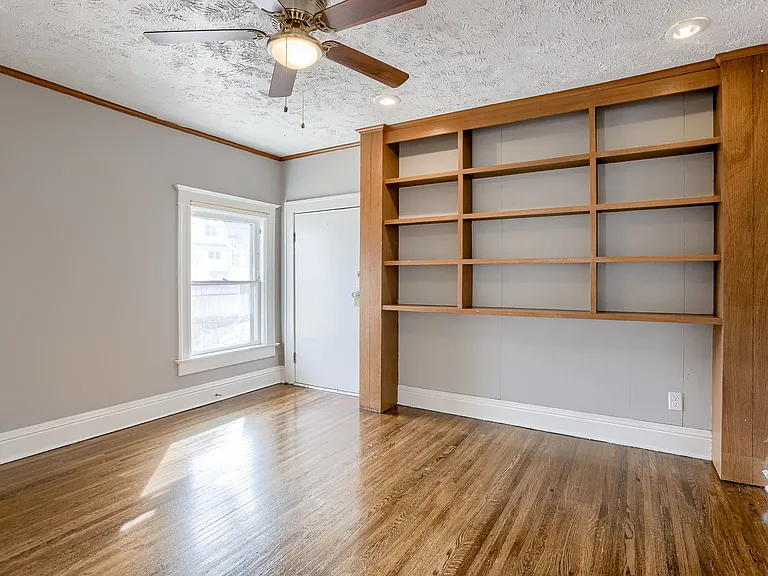 115 S 38th St — Photo 14