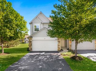 1892 Sedgewood Ave, Aurora, IL 60503
