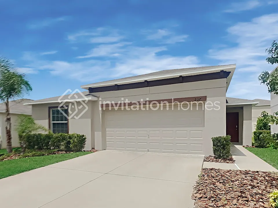 207 English Heritage Pl