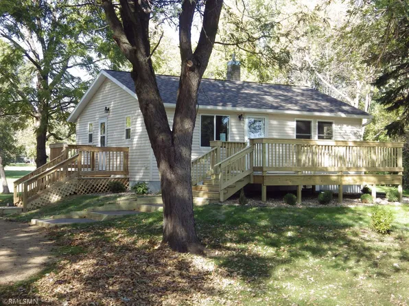 1833 36th St SE, Willmar, MN 56201