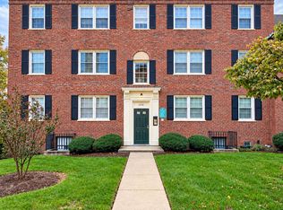 2018 37th St SE APT 102, Washington, DC 20020
