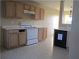 3rd image of 2903 Crimson Clover Dr