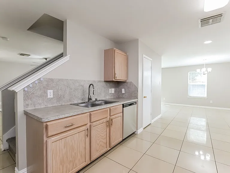 12510 Aarons Way Dr — Photo 6