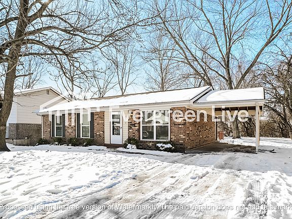 2nd image of 1713 Battlefield Dr