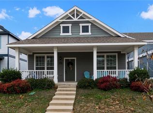 1617 Cambridge Dr, Aubrey, TX 76227