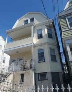 247 Parker St, Newark, NJ, 07104