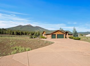 7400 N Bright Leaf Ln, Flagstaff, AZ 86001