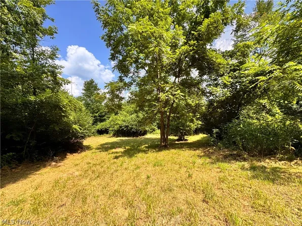 1066 Solar Rd, Carrollton, OH 44615