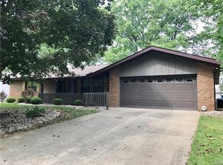 109 Northland Dr, Belleville, IL 62221