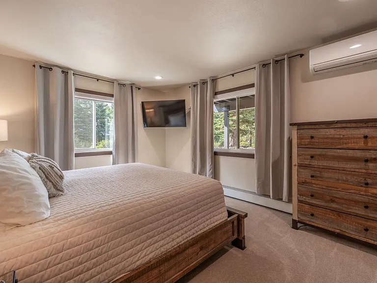 12426 Viking Way — Photo 30
