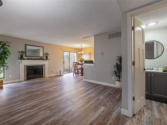 3rd image of 9750 Centerville Creek Ln