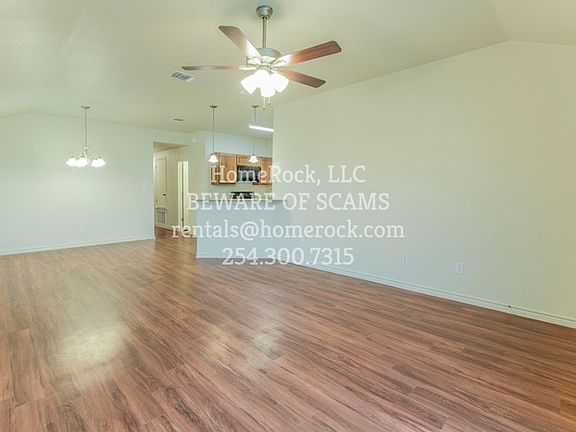 3rd image of 902 Childress Dr #A
