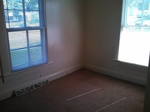 4th image of 1710 Glenwood Ave