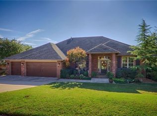 2400 Hanover Ln, Edmond, OK 73034