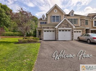 29 Tree Swallow Dr, Princeton, NJ 08540