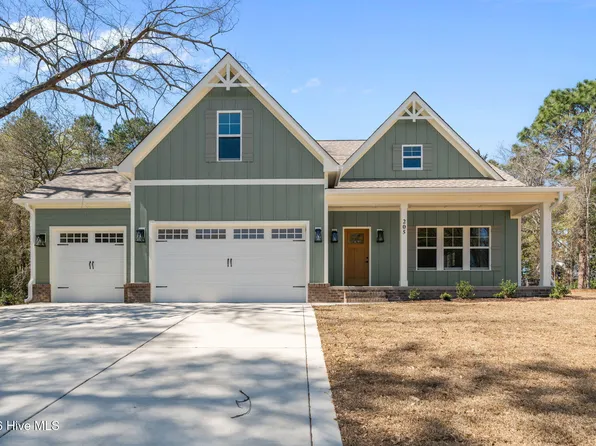 205 Telluride Court, Aberdeen, NC 28315