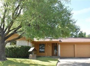 426 Clary Dr, Mesquite, TX 75149