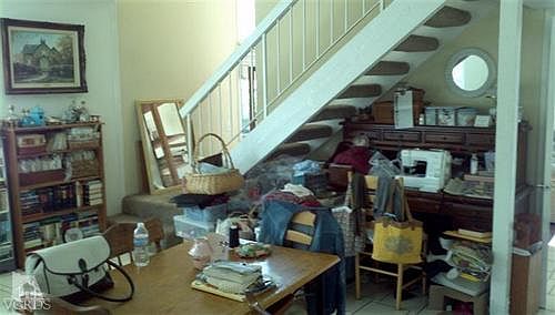 5th image of 422 Anacapa Cir