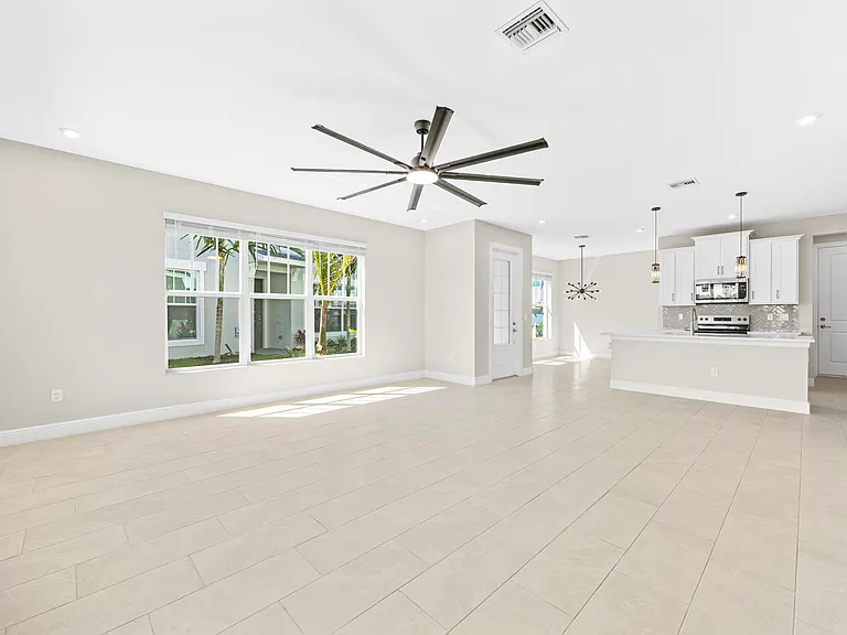 3552 NW Solange Ct #0 — Photo 6