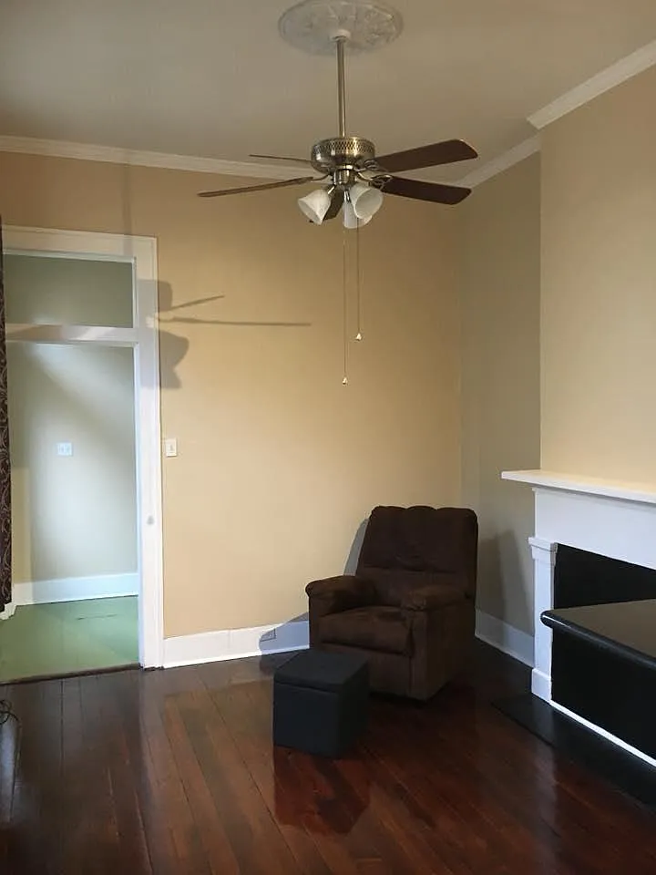 2 bed, 850 sqft, $1,300 — Photo 3