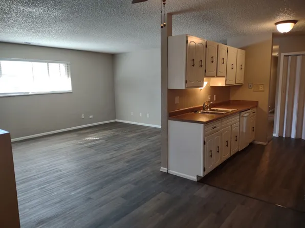 188 Bonnymede Rd APT D, Pueblo, CO 81001